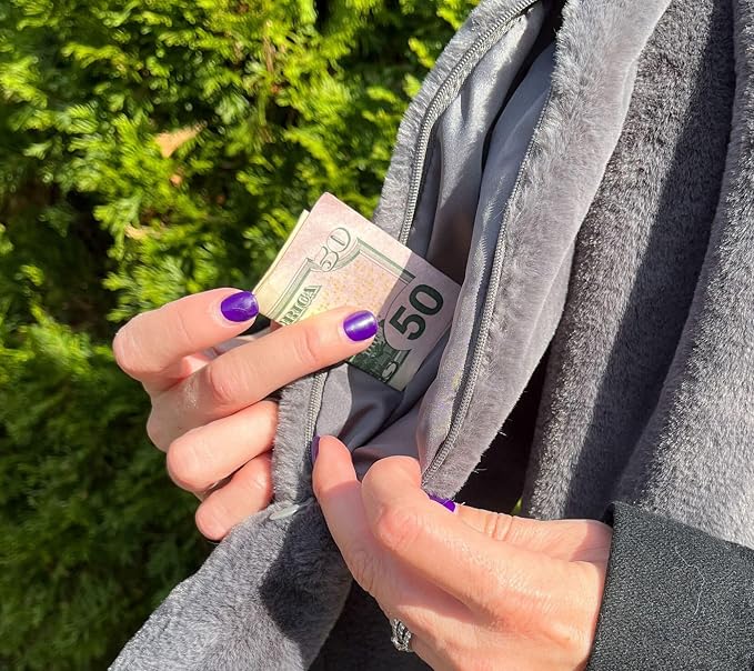 🎉50K+ SOLD!🎁Cozy Scarf with Hidden Pocket – Warm, Soft & Secure Zipper🧣